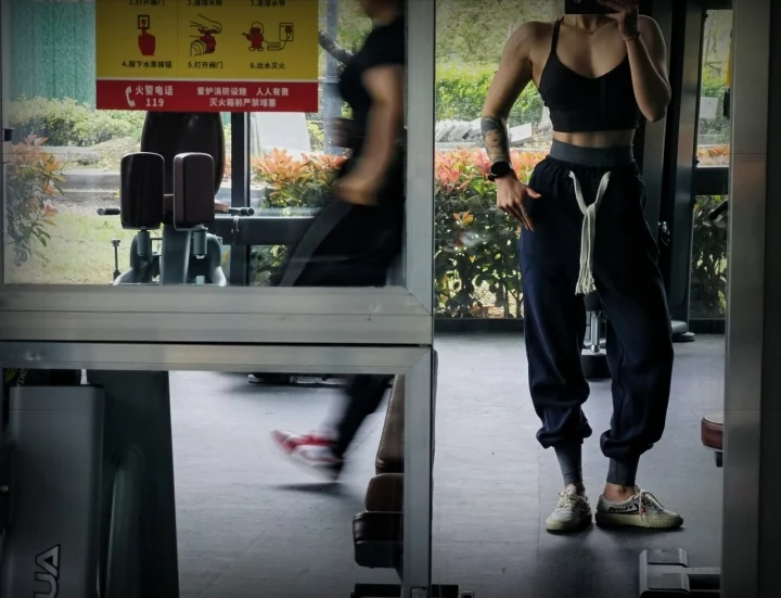 健身房全女私教_健身私教课价格_济南银座健身私教课