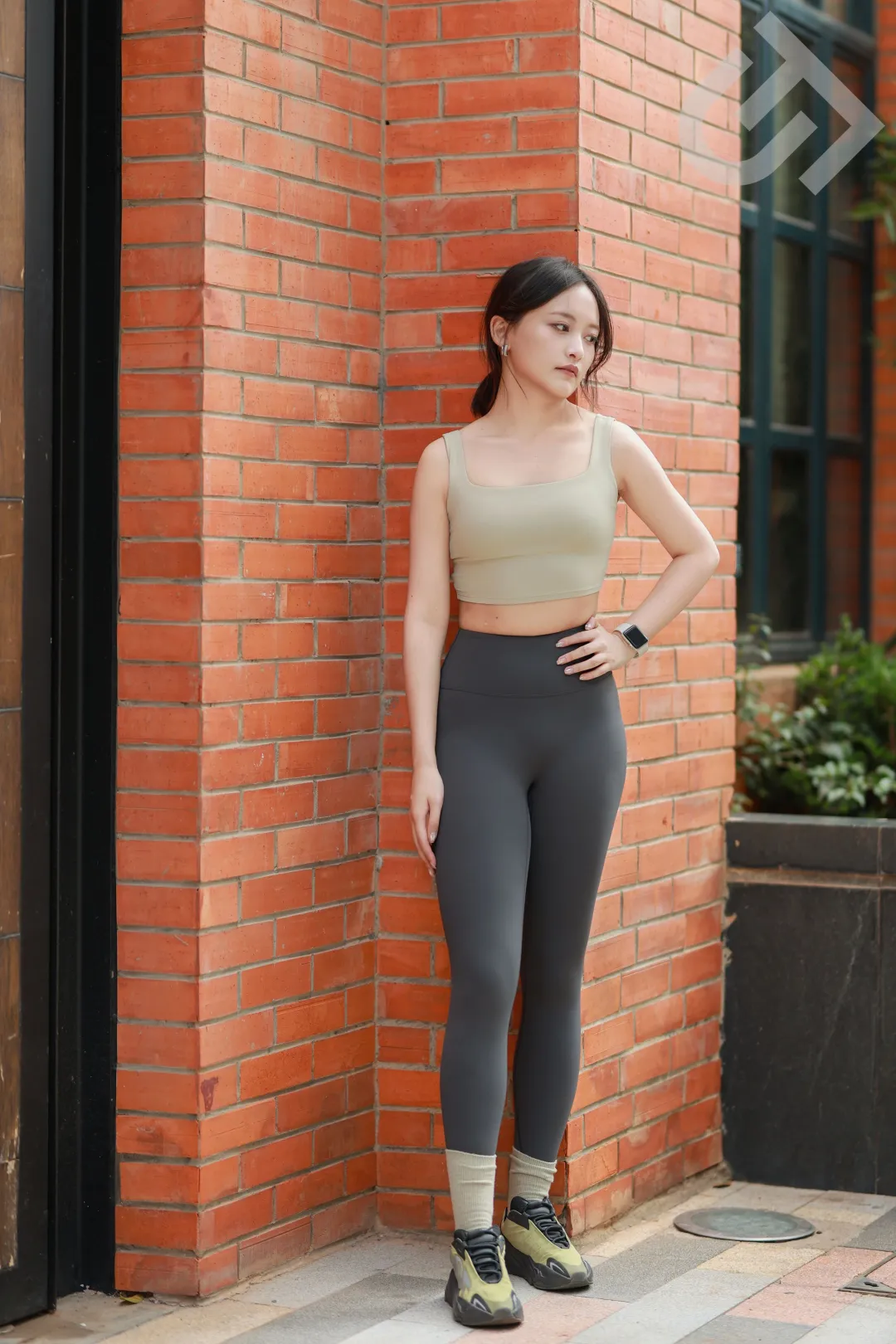 夏季健身服装女套装_女生健身上衣_健身房运动上衣女夏