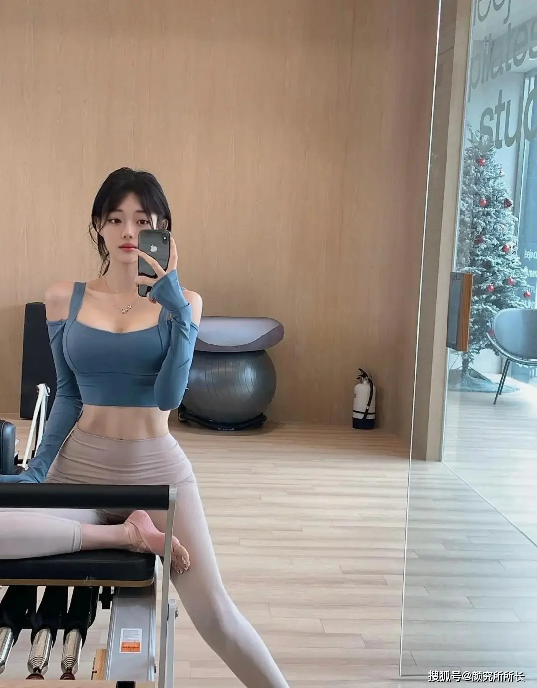 打扮房健身运动视频_打扮房健身运动图片大全_健身房运动打扮