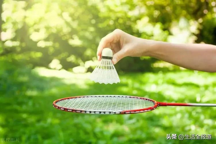 健身房力量训练多久一次比较好_健身房力量运动的时间_健身力量训练最佳时间是多久