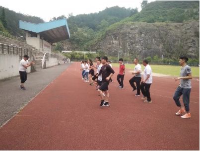 比赛前运动员们会做些什么_运动会赛前_运动比赛前可以洗澡吗