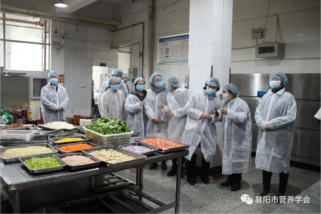 养胃食谱三餐营养食谱_营养餐食谱大全_营养餐食譜
