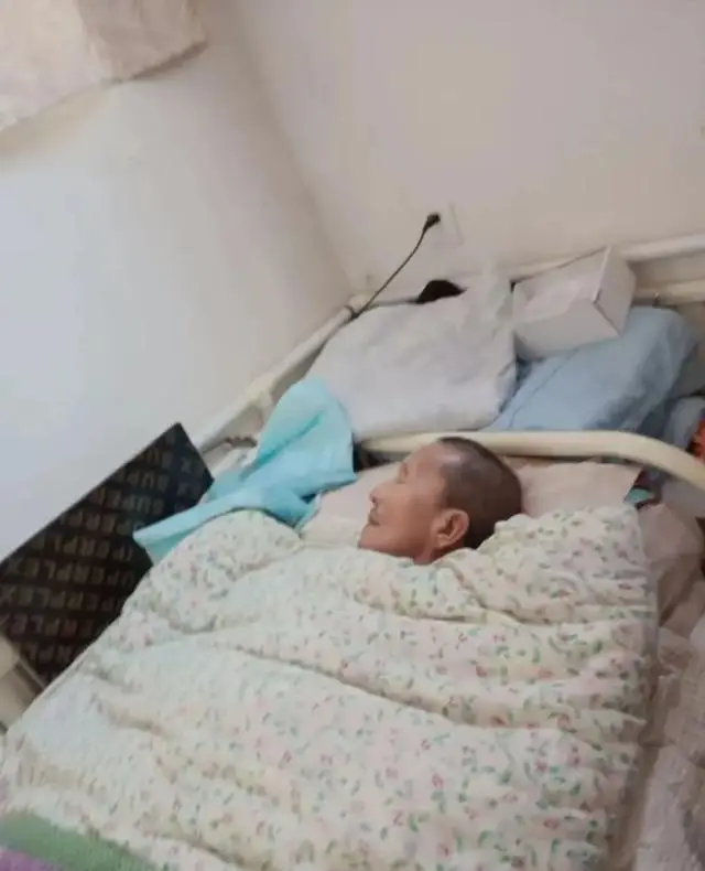 瘫痪人是如何生活_瘫痪老人日常生活护理_78岁老人瘫痪的生活方式