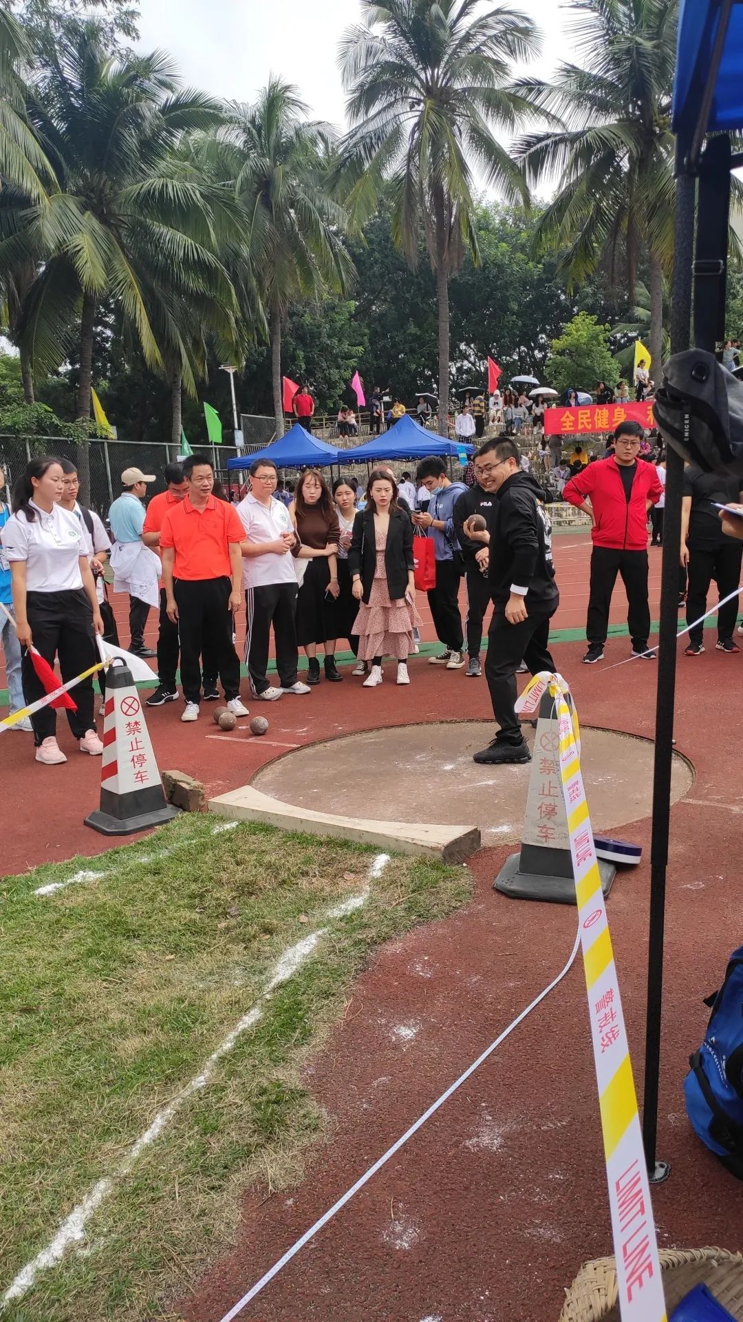 高中生跑步_高中跑步吗_高中女主运动会跑步