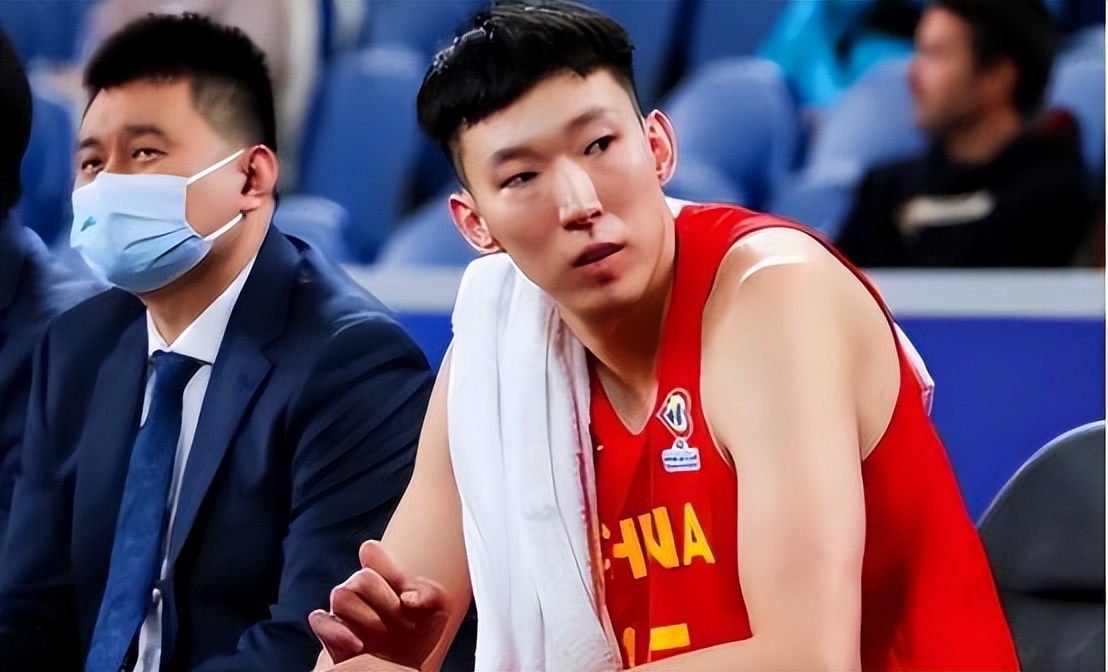 篮球摔跤视频_全运会篮球摔跤比赛规则_篮球摔跤规则全运比赛会扣分吗