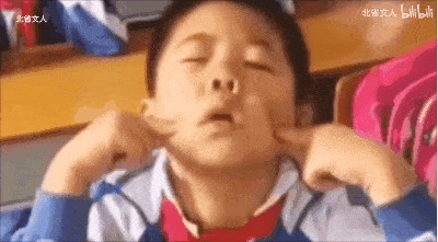 中学生体操动作_中学生体操舞蹈视频_体操健身舞中学生
