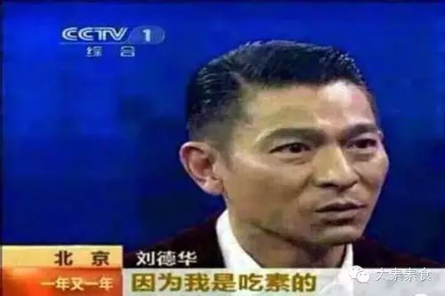 李燕世界游泳冠军_游泳冠军李嫣个人资料介绍_游泳队李娜
