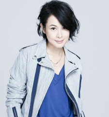 游泳队李娜_游泳冠军李嫣个人资料介绍_李燕世界游泳冠军