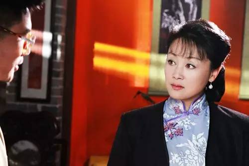 游泳冠军李嫣个人资料介绍_游泳队李娜_李燕世界游泳冠军